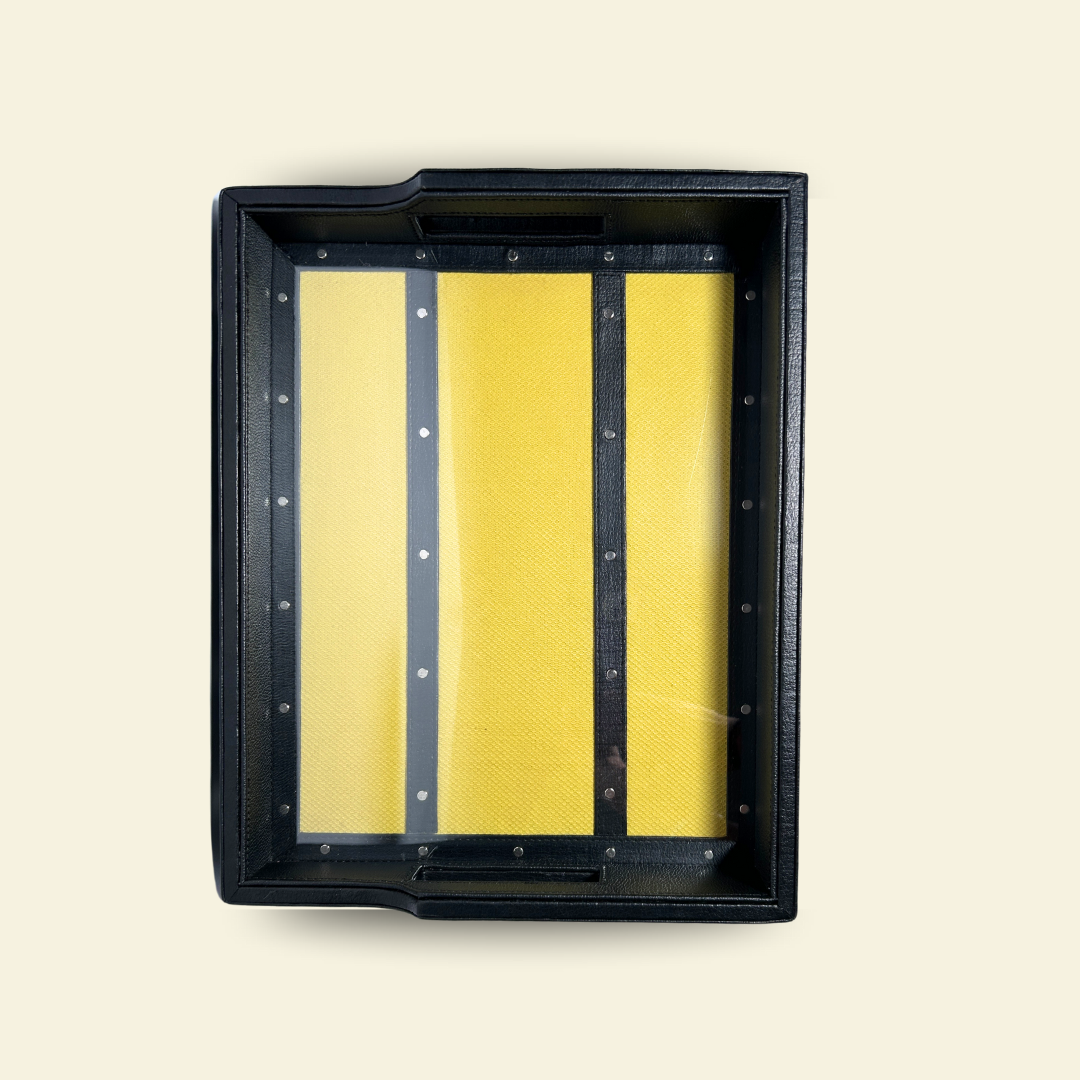 THE SADDLE BLACK SERVING TRAY (MEDIUM)